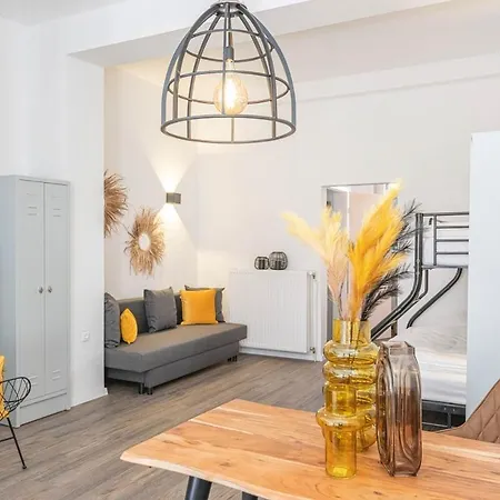 Stylische In In Naehe Von Messe Und Apartment Essen